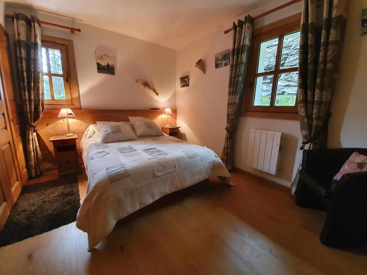 MAGNIFIQUE APPARTEMENT AVEC TERRASSE, 2 chambres et coin montagne, 6 personnes Flaine
