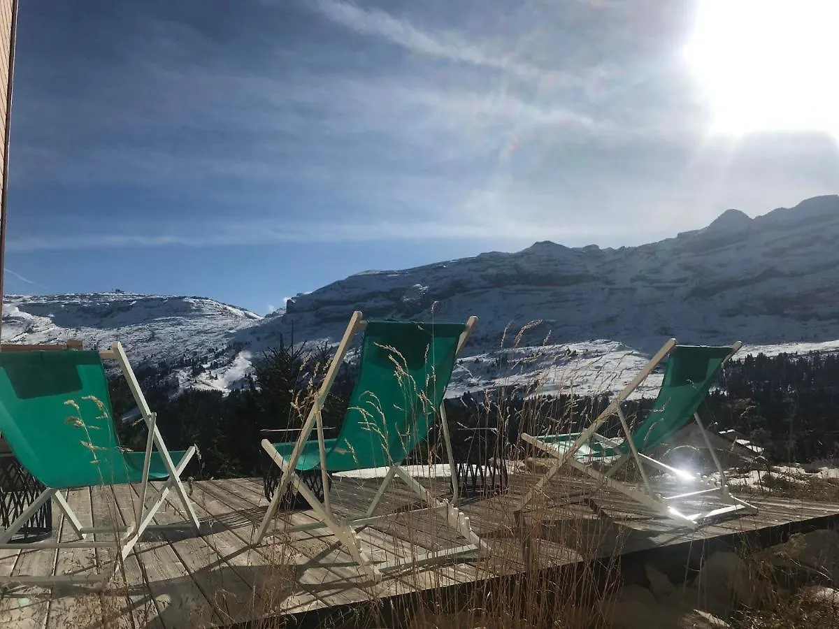 Contacts de MAGNIFIQUE APPARTEMENT AVEC TERRASSE, 2 chambres et coin montagne, 6 personnes